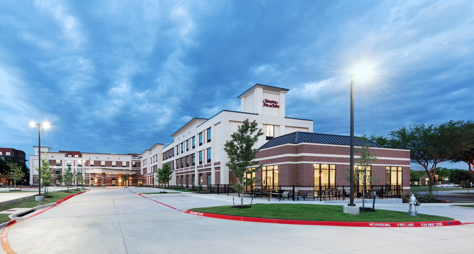 Hampton Inn Pet Policy Everything You Need to Know Before Staying